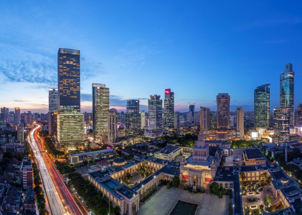 金牛王 南京西路“街力”全开！绿色消费场景率先试点落地